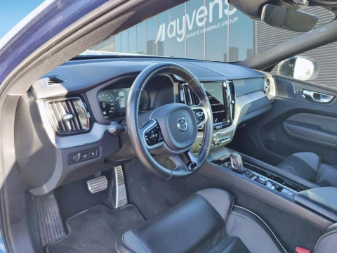 Volvo XC60 2.0 T6 AWD Recharge R-Design Auto