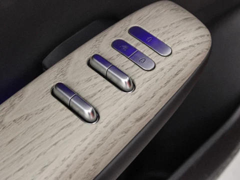 CHANGAN DEEPAL S07 EV BEV 80KWH AUTO RWD 218 5P