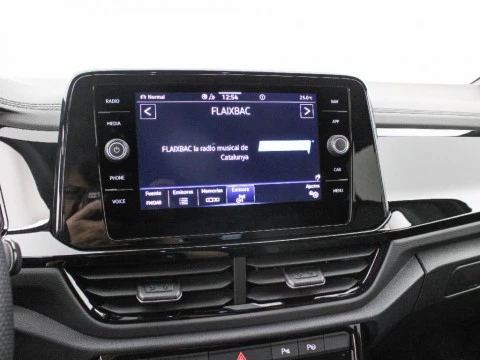 Volkswagen T-Roc 1.0 TSI 85KW R-LINE 115 5P