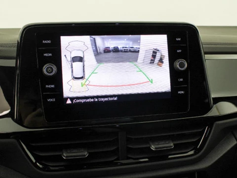 Volkswagen T-Roc 1.0 TSI 85KW R-LINE 115 5P