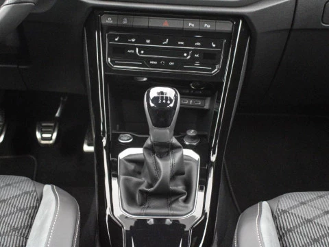 Volkswagen T-Roc 1.0 TSI 85KW R-LINE 115 5P