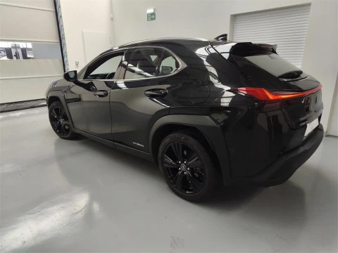 Lexus UX 250h Premium 2WD