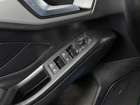 Ford Focus 1.0 Ecoboost MHEV 92kW ST-Line