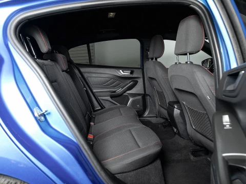 Ford Focus 1.0 Ecoboost MHEV 92kW ST-Line