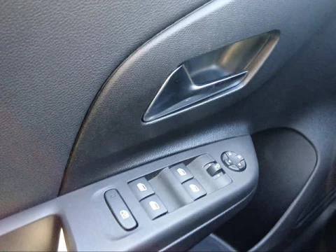 Opel Corsa 1.2 T XHL GS 74 kW (100 CV)