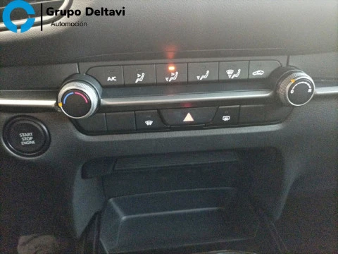 Mazda CX-30 e-SKYACTIV G Homura