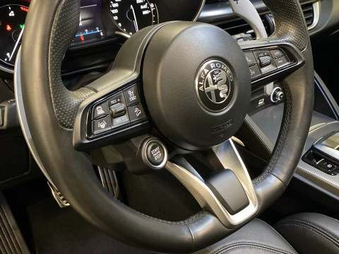 Alfa Romeo Stelvio 2.2 Diésel 154kW (210CV) Veloce Q4