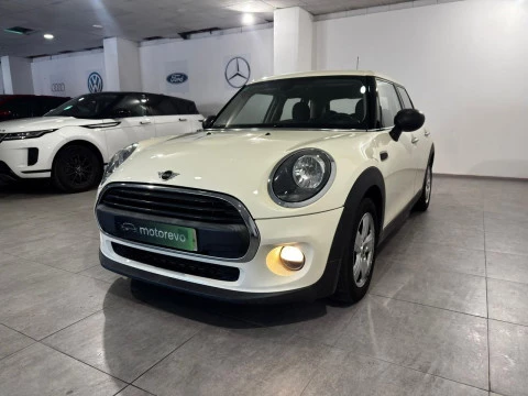 MINI Cooper COOPER F55 MINI UNO