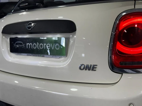 MINI Cooper COOPER F55 MINI UNO