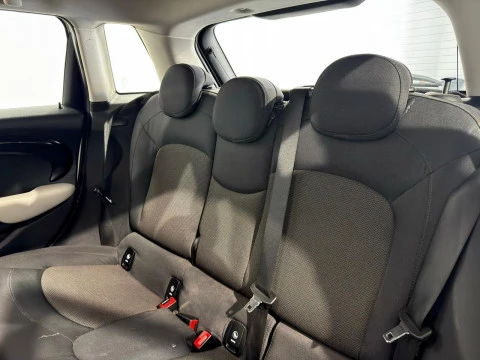 MINI Cooper COOPER F55 MINI UNO