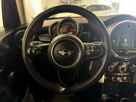 MINI Cooper COOPER F55 MINI UNO