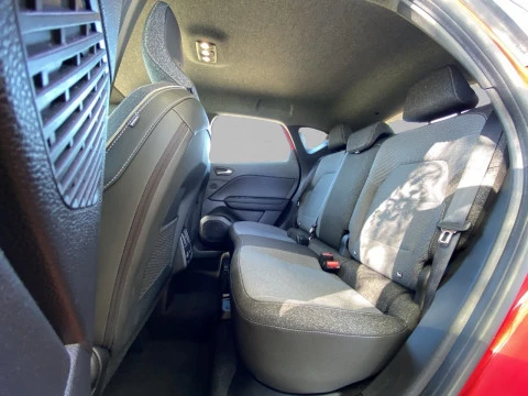 Renault Captur techno Eco-G 100cv (74 kW)