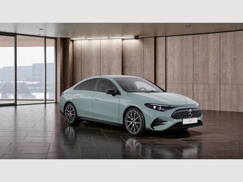 Mercedes-Benz CLA  250+ con tecnologia EQ