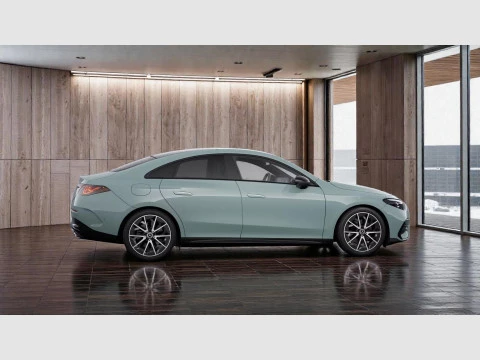 Mercedes-Benz CLA  250+ con tecnologia EQ