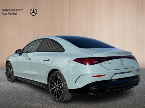 Mercedes-Benz CLA  250+ con tecnologia EQ