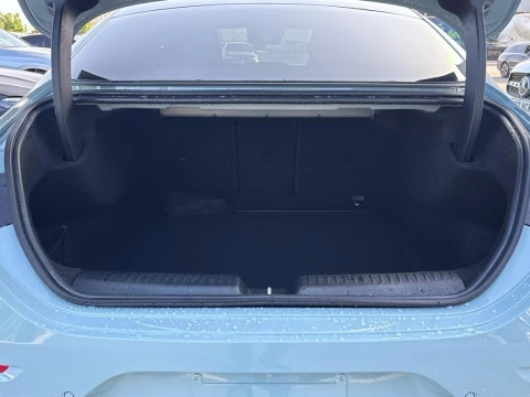 Mercedes-Benz CLA  250+ con tecnologia EQ