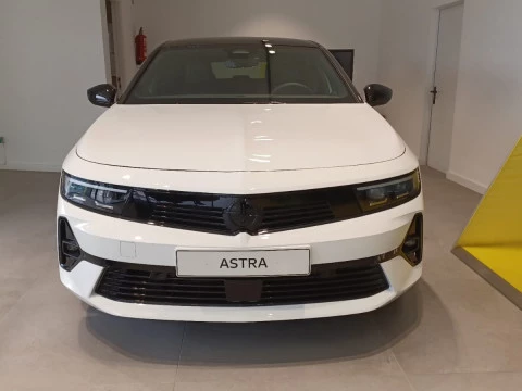 Opel Astra 1.2T XHT 96kW (130CV) GS