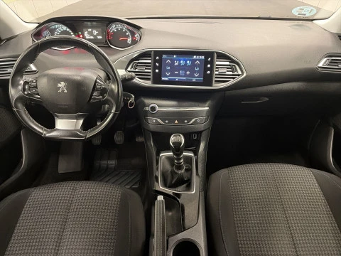 Peugeot 308 PureTech 110 SANDS Style 81 kW (110 CV)