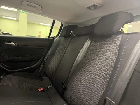 Peugeot 308 PureTech 110 SANDS Style 81 kW (110 CV)
