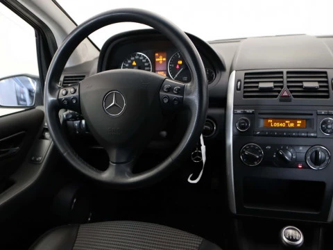 Mercedes-Benz A-CLASS CLAS A 180 CDI AVANTGARDE 5P