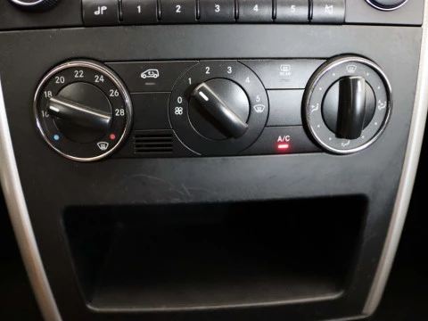 Mercedes-Benz A-CLASS CLAS A 180 CDI AVANTGARDE 5P