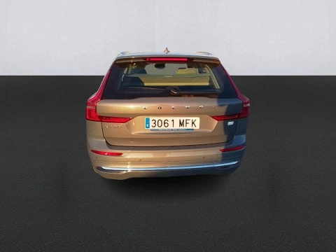 Volvo XC60 2.0 T6 AWD Recharge Core Auto