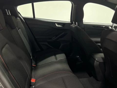 Ford Focus 1.0 Ecoboost MHEV 92kW ST-Line