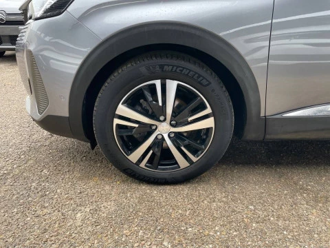 Peugeot 3008 1.2 PureTech 96KW (130CV) S&S GT
