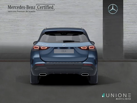 Mercedes-Benz GLA  250 e