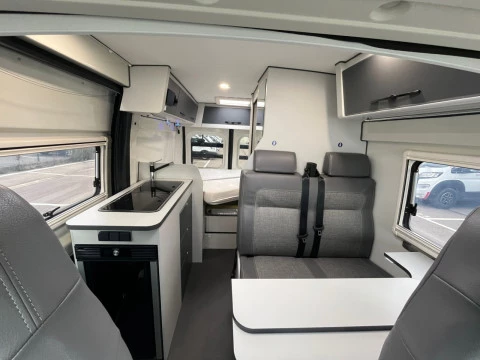 FONT VENDOME FORTY VAN 4X FORTY VAN