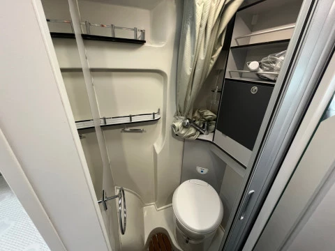 FONT VENDOME FORTY VAN 4X FORTY VAN