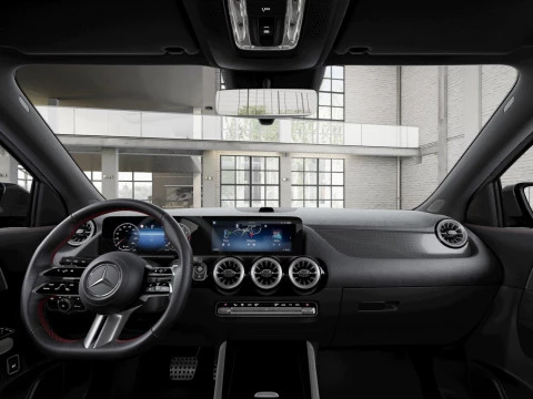 Mercedes-Benz GLA  200