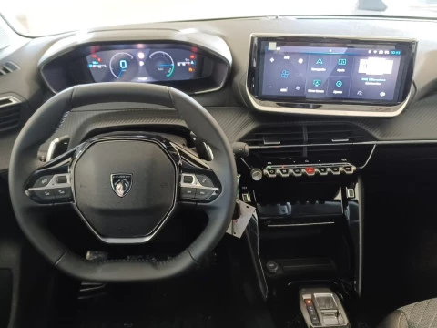 Peugeot 208 Allure HYBRID 110 eDCS6