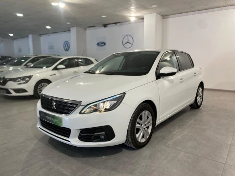 Peugeot 308 5p Allure Pack BlueHDi 130