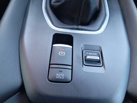 Nissan Qashqai DIG-T 103kW N-Connecta