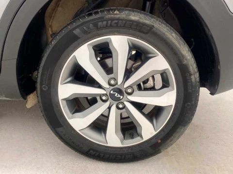 Kia Stonic 1.2 DPi 62kW (84CV) Concept