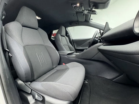 Toyota C-HR 1.8 140H Advance