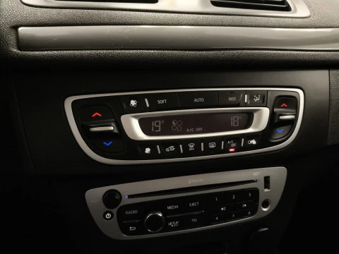 Renault Megane Sport Tourer Limited Energy SANDS TCe 85 kW (115 CV)