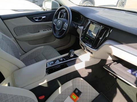 Volvo V60 2.0 B4 (D) Core Auto