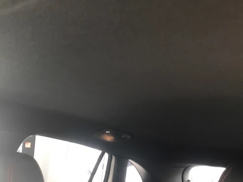 Mercedes-Benz GLA  200 d