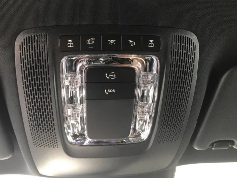 Mercedes-Benz GLA  200 d