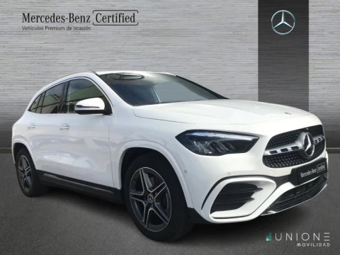 Mercedes-Benz GLA  200 d