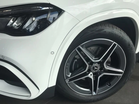 Mercedes-Benz GLA  200 d