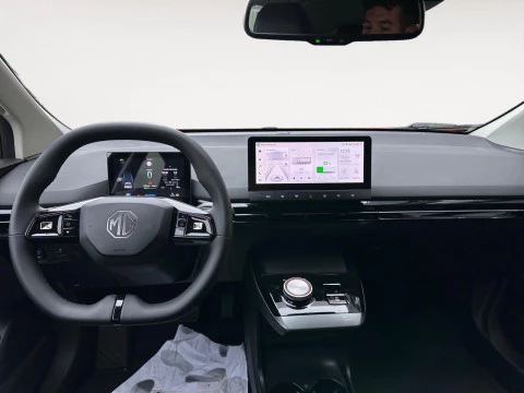 MG4 64kWh Luxury