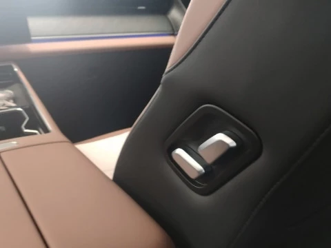 EBRO S900 PHEV 1.5 TGDI 3DHT 4X4 Luxury