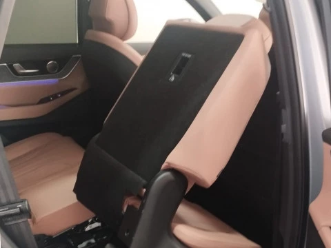 EBRO S900 PHEV 1.5 TGDI 3DHT 4X4 Luxury