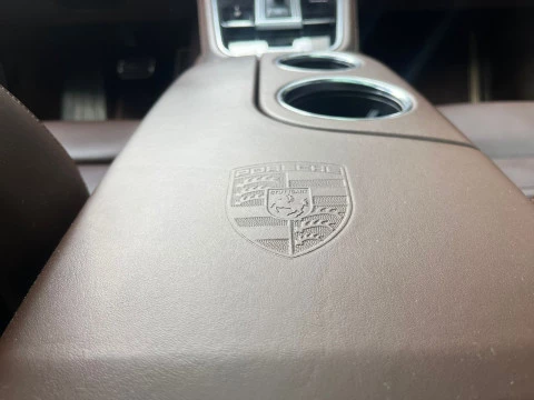 Porsche Panamera 4 E-Hybrid