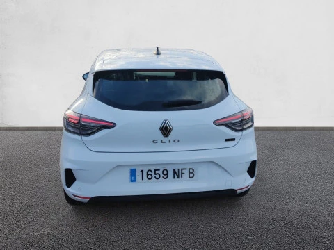 Renault Clio Evolution full hybrid E-Tech 145 (103Kw)