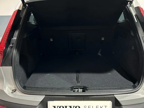 Volvo XC40 2.0 B3 CORE AUTO 163 5P
