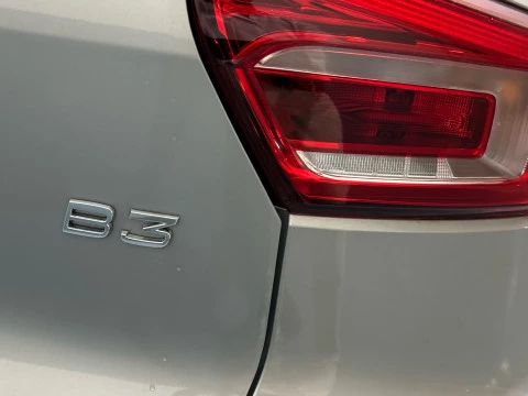 Volvo XC40 2.0 B3 CORE AUTO 163 5P